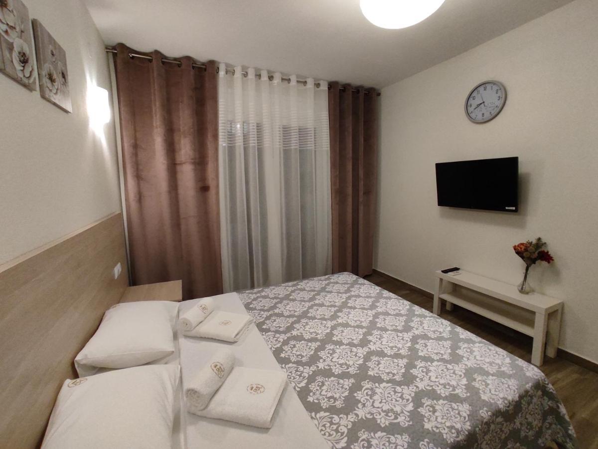 Royals Apartments ニキティ エクステリア 写真