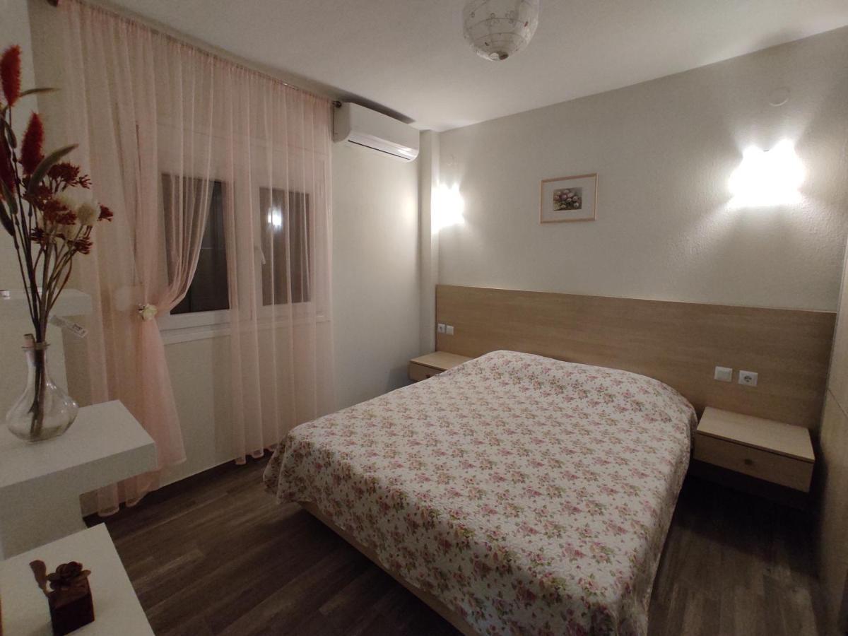 Royals Apartments ニキティ エクステリア 写真